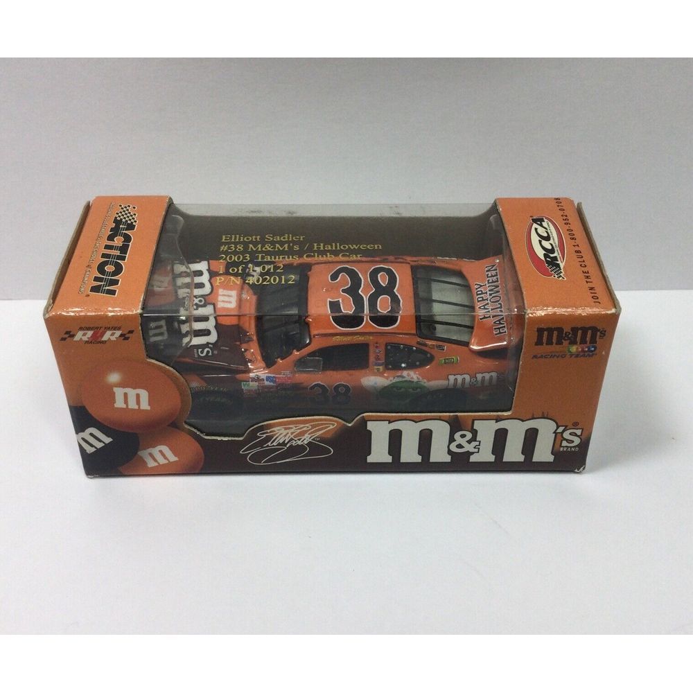 Elliott Sadler #38 M&Ms Halloween 2003 Action RCCA Club Car NASCAR 1/64 Die-Cast